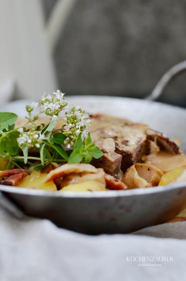 Holzfäller Kotelette mit Kartoffeln und Steinpilzen - Küchenzauber