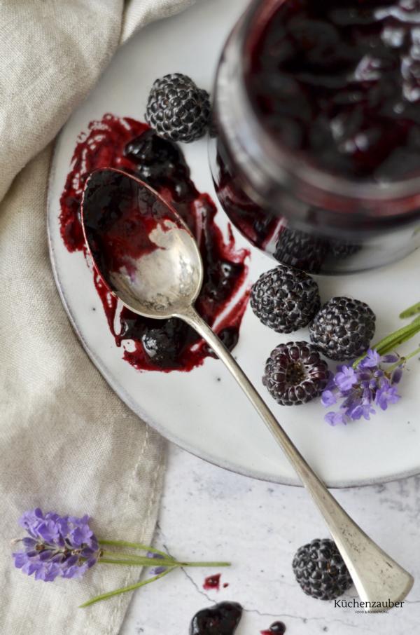 Brombeer Lavendel Marmelade - Küchenzauber